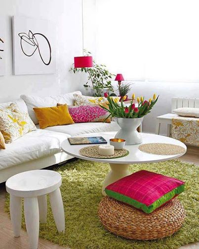 Renkli oturma odası