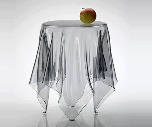 Masa örtüsü şeklinde masa modeli