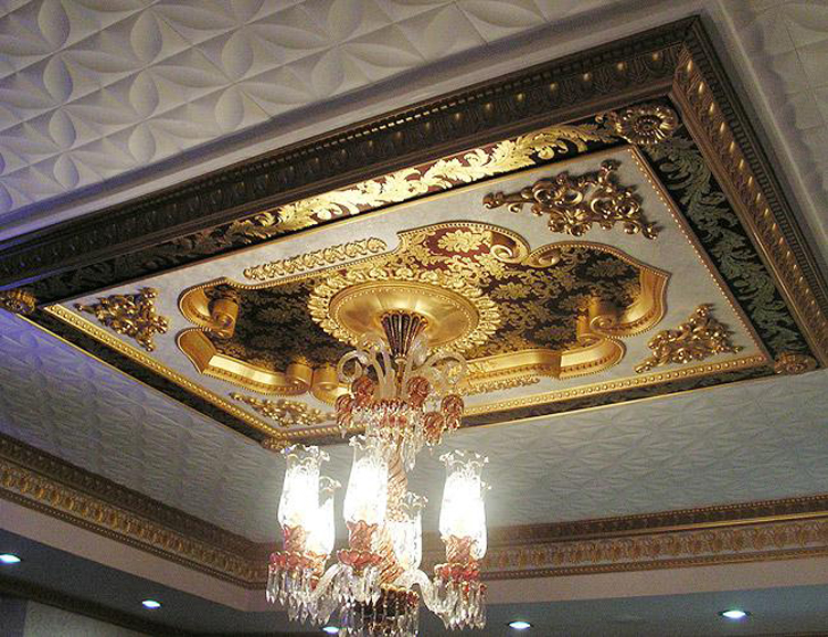 Saray dekorasyonlu tavanlar