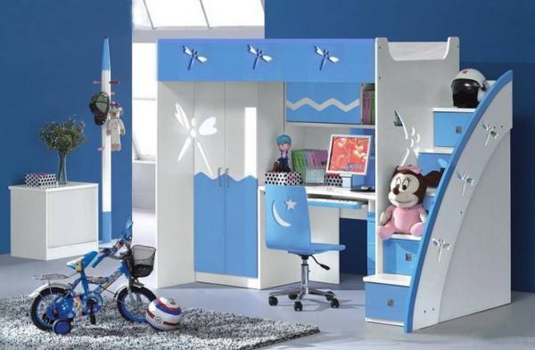 Mavi erkek çocuk odası