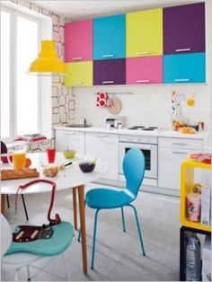 Renkli mutfak dekorasyon modelleri