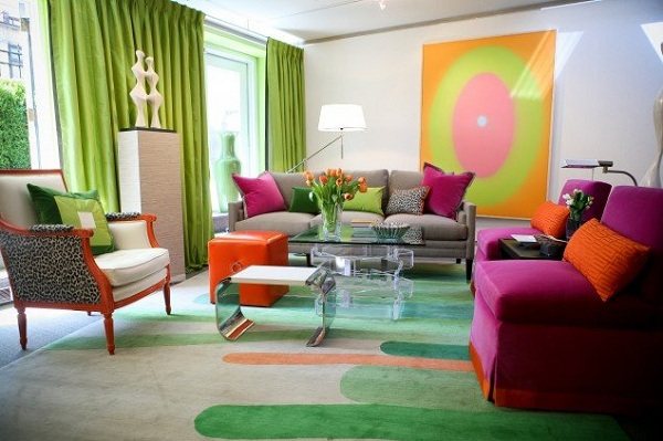 Evlerde renkli koltuk modası