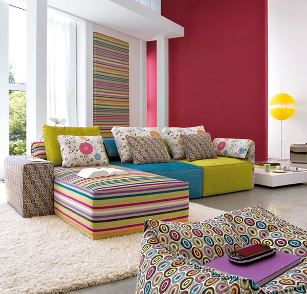 Renkli oturma odaları sevenler için